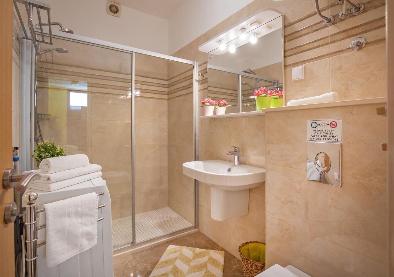 Apartment Ploce Marina ドゥブロブニク エクステリア 写真